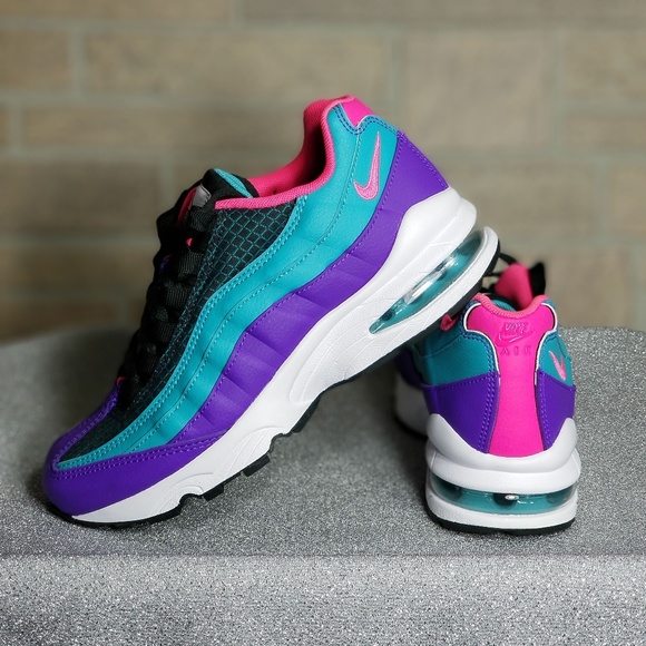 Nike Shoes - Nike Air Max 95